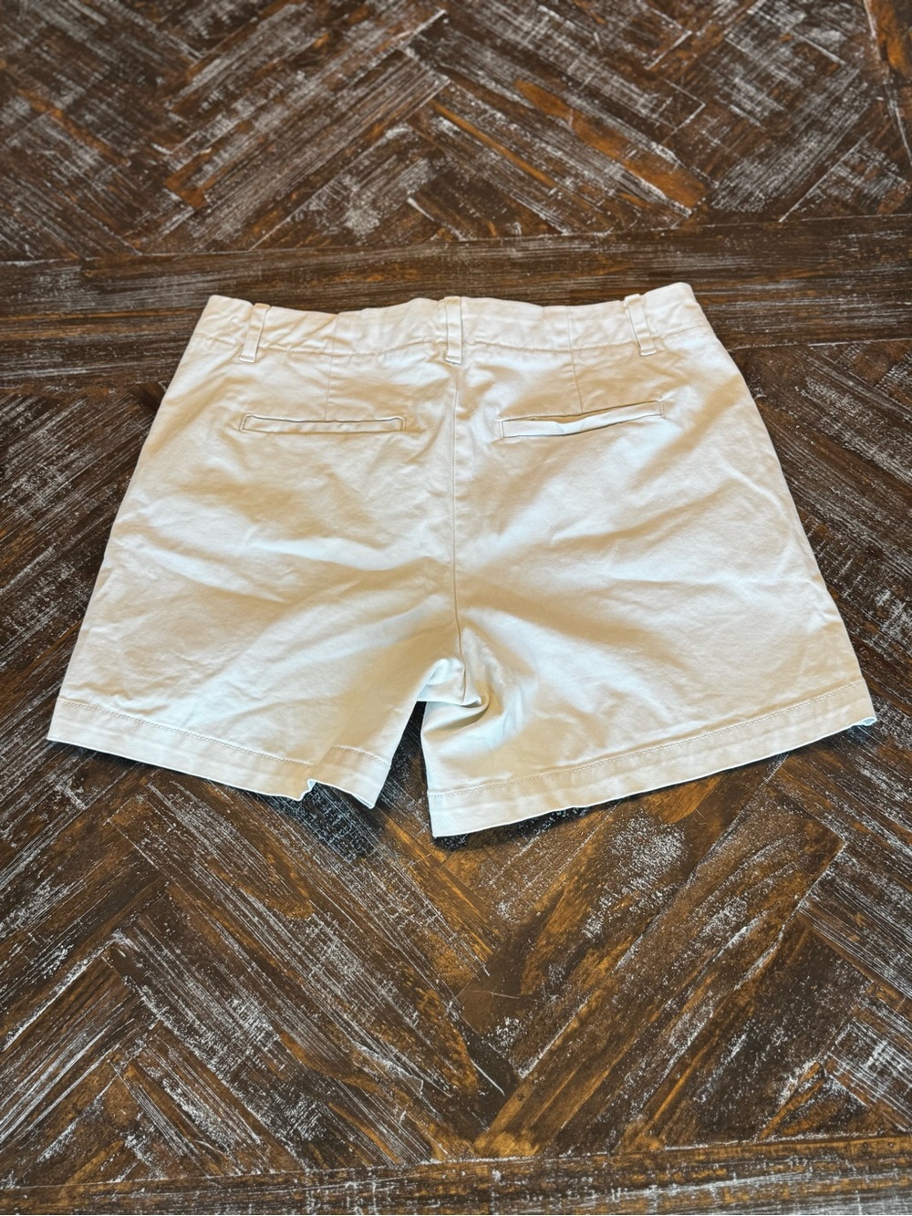 Banana Republic Women's Chino Bermuda Shorts in Cream - Picture 10 of 10